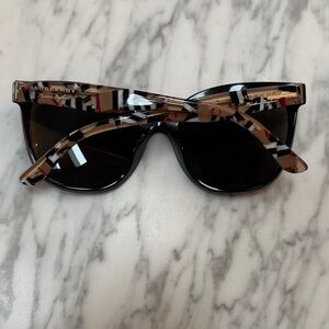 Burberry Black and Tan Women's Sunglasses